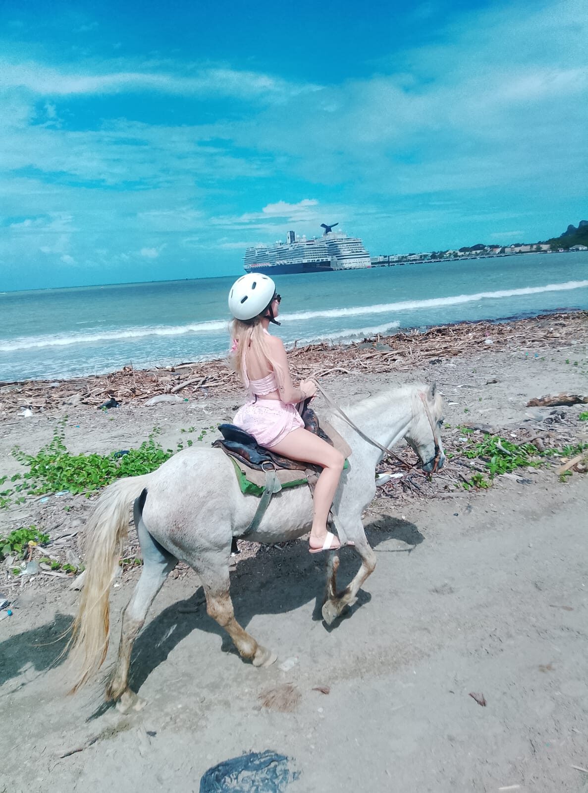 Horseback riding tour
